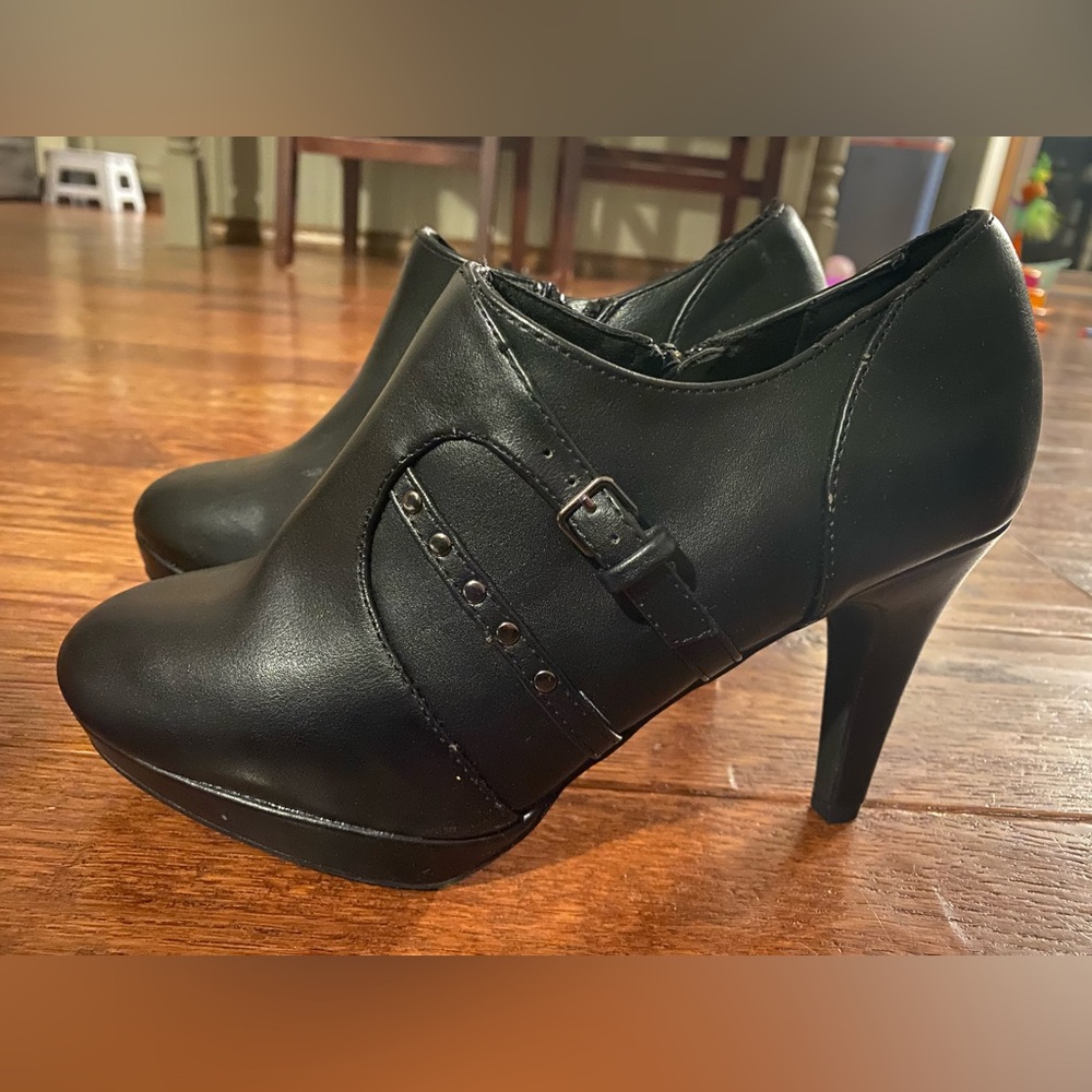 Black Booties with heel